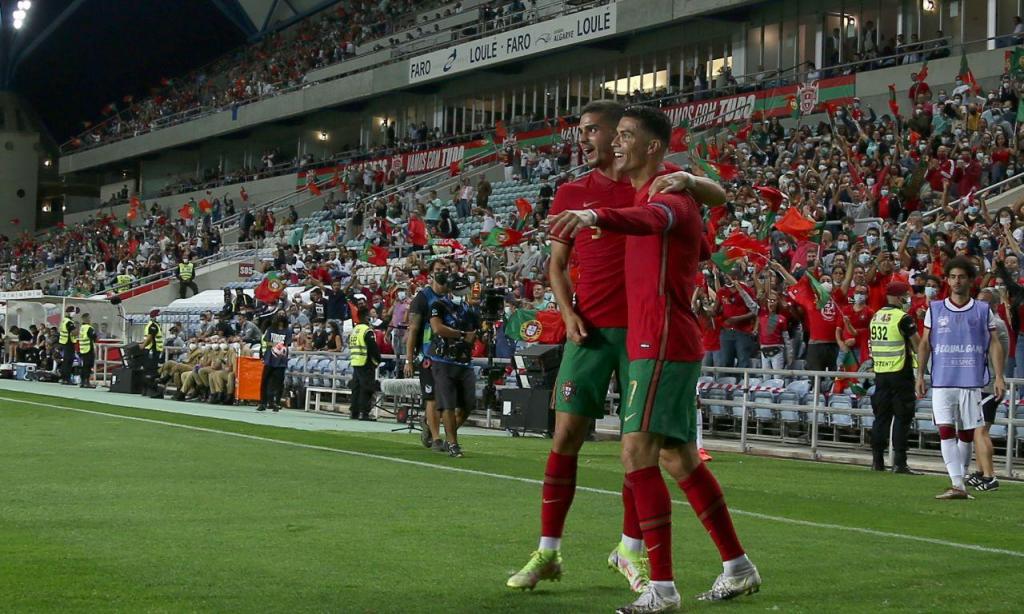 Seleção: Ronaldo e André Silva juntos no ataque ao Luxemburgo - CNN Portugal